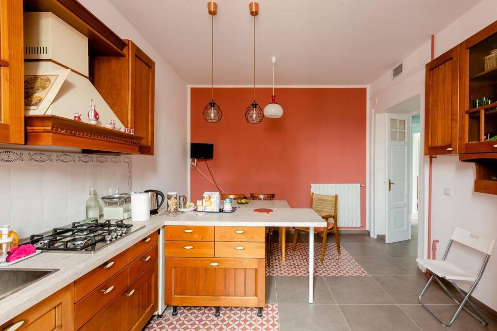 Casa Jole, Appartamento In Centro Bari Dış mekan fotoğraf